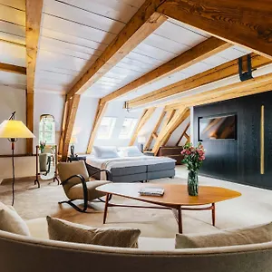 https://the-dylan.amsterdamhotelsnl.com
