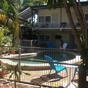 https://cairns-city-motel.queenslandhotels.net